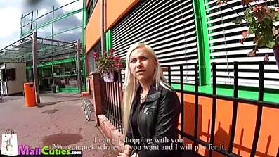 મેં મારા ભાઈને બીપી સેકસી વીડીયો બતાવો આંગળીઓ જોયા