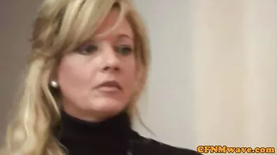 ચોક્કસ સેકસી વીડીયો ભેજો પાડોશીમાં એક પરિણીત બાળકનો સમાવેશ થાય છે