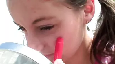 આજે હું તેને બીચ પર મળ્યો સેકસી ગુજરાતી એચડી અને તેને કોન્ડોમ વિના ચુંબન કર્યું, ભલે તેનો પતિ હોય.