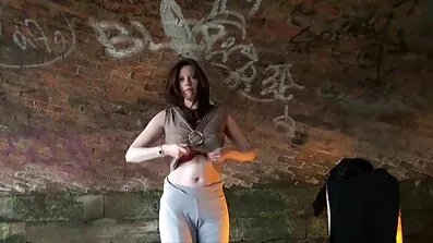 હોટેલ સેકસી બીપી વીડીયો એચડી માં ટોચ માળ પર શણગારવામાં ગરમ પોર્ન