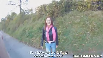 યુવાન વિદ્યાર્થીને થૉંગની સોની સેકસી સમજૂતી