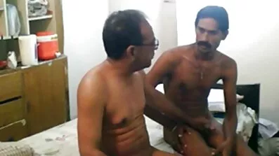 હું મારા આત્મામાં મારા સાવકી બહેન જાસૂસી અને તેના ટીપલ એક્સ વીડીયો સેકસી હાર્ડ ચુંબન