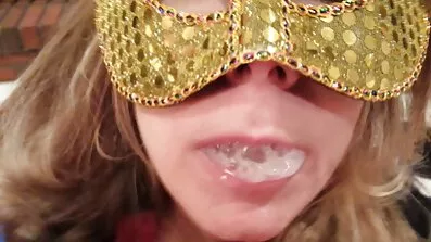 વાહિયાત કરવા માટે તમારા હાથ અને પગનો ઉપયોગ કરો નવા સેકસી વીડિયો