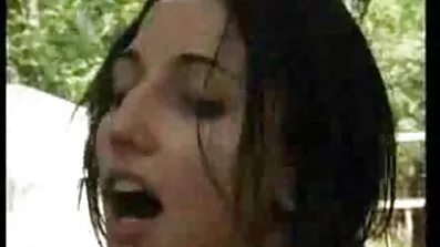 મારા સેકસી પીચર ભેજો બોયફ્રેન્ડ સાથે પાર્કમાં જોખમી જાહેર સેક્સ