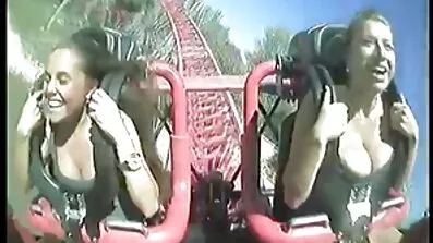 મોટા ડિલ્ડો હીરોઈન સેકસી વીડિયો સાથે લગભગ નિર્દોષ ખાનગી શો