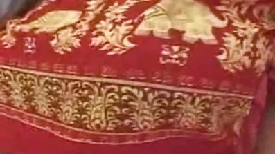 ચેરી સેકસી વિ ગ્રેસ અપ ક્લોઝને જાણો