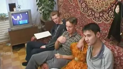 તે પીડાદાયક અને સેકસી વિડિયો સુખદ હતું, સોનેરીએ કહ્યું