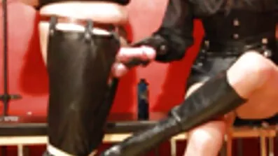 મને મારી ભાવિ પત્નીની ગર્દભ ચાટવી ગમે છે કિન્નર કા સેકસી વીડિયો