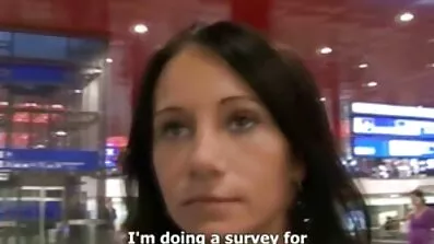 સાવકી બહેન મને તેના ચળકતી ગધેડાને ચુંબન કરવા માંગે છે પરંતુ મારી પાસે સેકસી બીપી સેકસી તેના પર કમ કરવાની અન્ય યોજનાઓ હતી