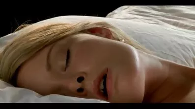 તાજા બાળક અને ઓપન સેકસી તેના આંતરિક