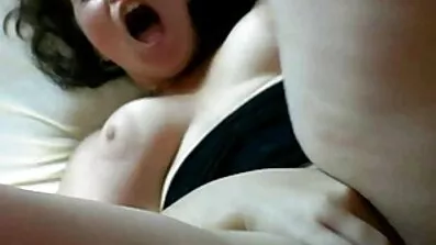 સાશા તેના ગર્લફ્રેન્ડના ડબલ્યુ ડબલ્યુ સેકસી વીડિયો પતિ પર ચૂસે છે