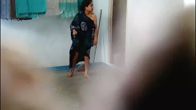 વિશિષ્ટ! તેણે સહાધ્યાયીને ચા માટે સેકસી બીપી વીડીયો ઇંગલિશ આમંત્રણ આપ્યું અને સેક્સ કરવા માટે છૂટાછેડા લીધા.