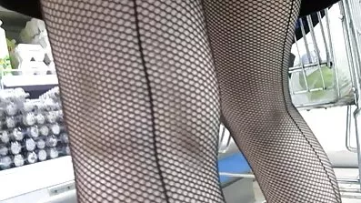 તેને પેશાબ પીવો ગમે ઇંગ્લીશ બીપી સેકસી છે.