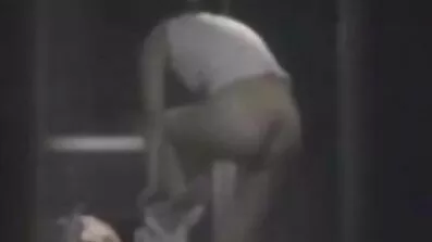 હોટ યુવાન જબરજસતી સેકસી વીડિયો શ્યામા રોકડ માટે કાર ચુંબન