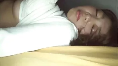 તેના સેક્સી પગ અને પગ પર કમ-મમ્મી સેકસી વીડીયો ઓપન