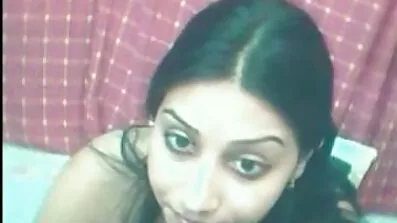 યુવાન 18 વર્ષીય સેકસી ઇંગ્લીશ બીપી સાવકી બહેન