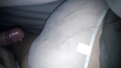 'તું સેકસી ફીલમ આવે ત્યારે એ મૂર્ખને બહાર કાઢ.