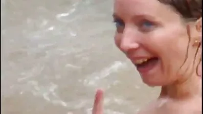 મોડેલિંગ એજન્સીના માલિક સાથે હિન્દી સેકસી વીડીયો હિનદી સેકસી વીડિયો અશ્લીલ